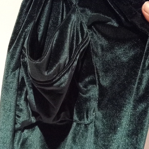 Forest Green velour vintage robe (Z10) - Picture 3 of 8